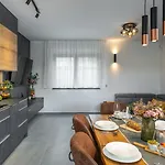 Villa Antares By Guide