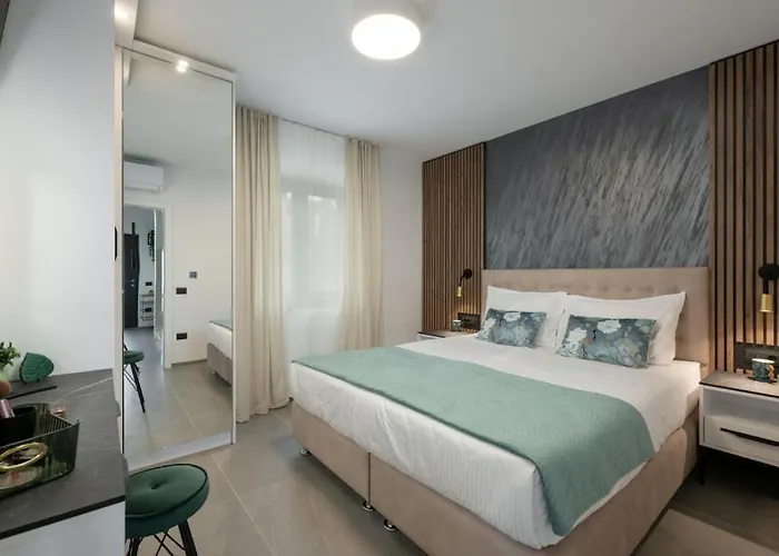 Antares By Guide Вилла Пула