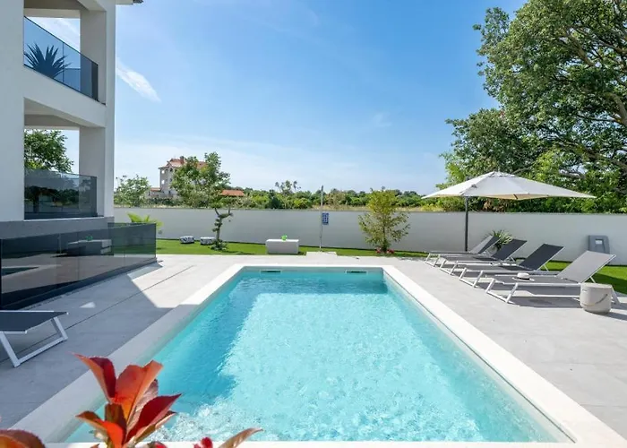 Antares By Guide Вилла