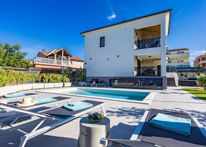 Antares By Guide Вилла *