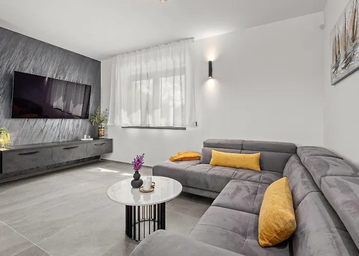 Вилла Antares By Guide *