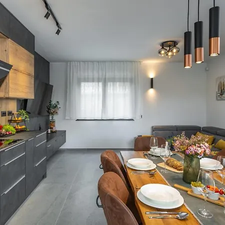 Antares By Guide Villa *