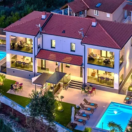 Antares By Guide Villa