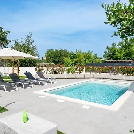 Villa Antares By Guide Štinjan