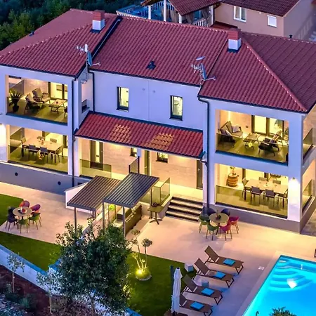 Antares By Guide Villa *