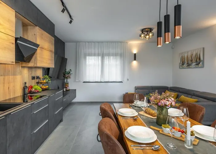 Antares By Guide Villa *