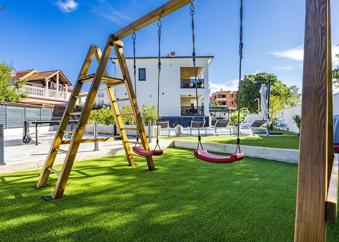 Antares By Guide Villa