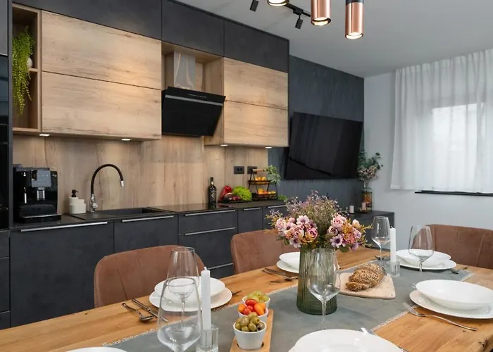 Villa Antares By Guide Póla