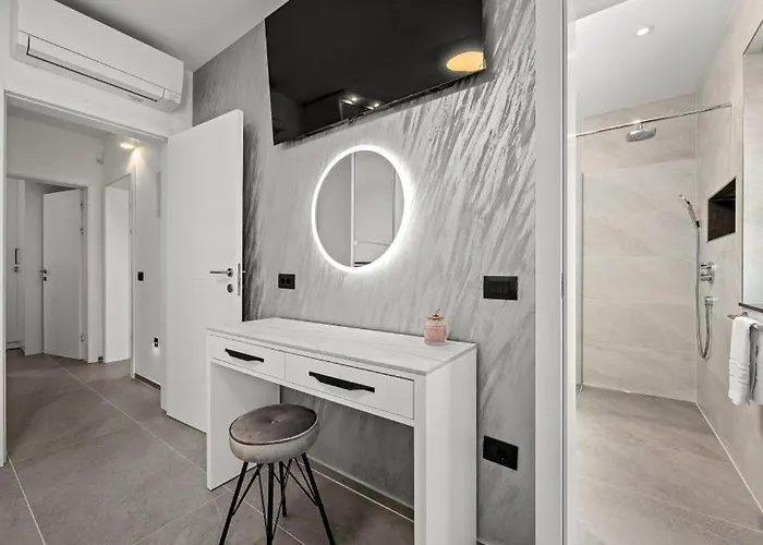 Villa Antares By Guide Póla